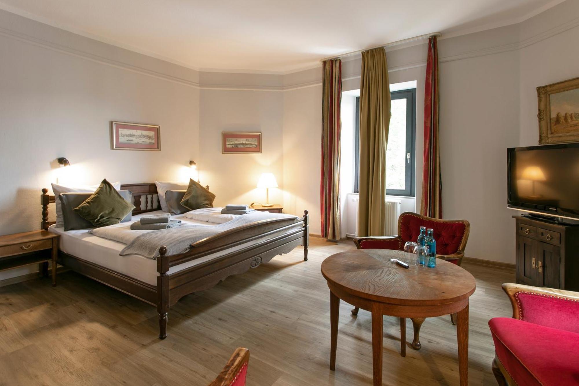 Schlosshotel Braunfels & Himmelreich Exterior foto
